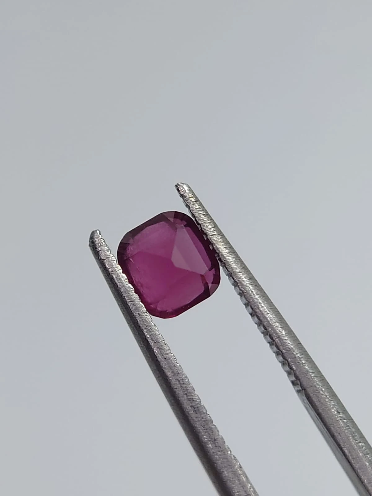 0.86ct Natural Umbalite Garnet from Malawi — view 2